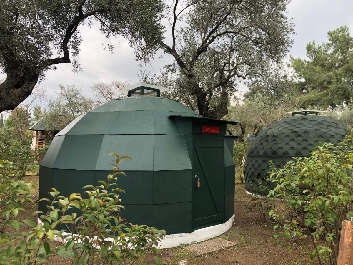 Hotel Nisi Glamping Paralía Rachon Esterno foto